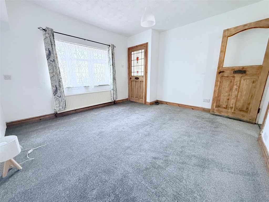 Property photo 3 of 18 Img_1948.Jpg