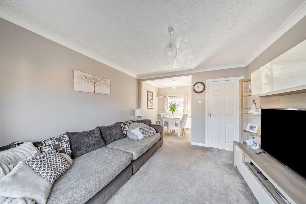 Property photo 3 of 13 1357441-3-68d12A4...