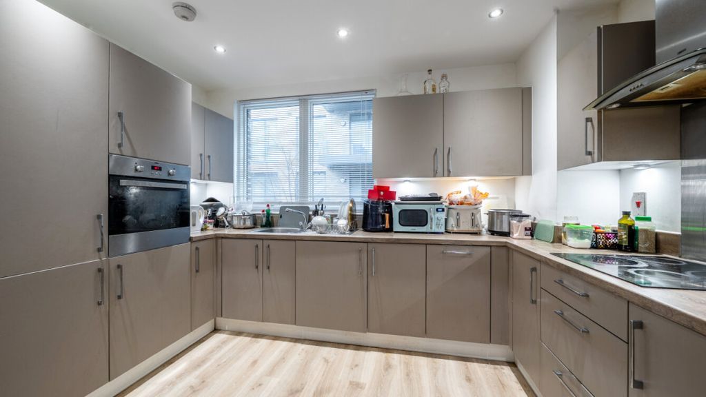 Property photo 3 of 22