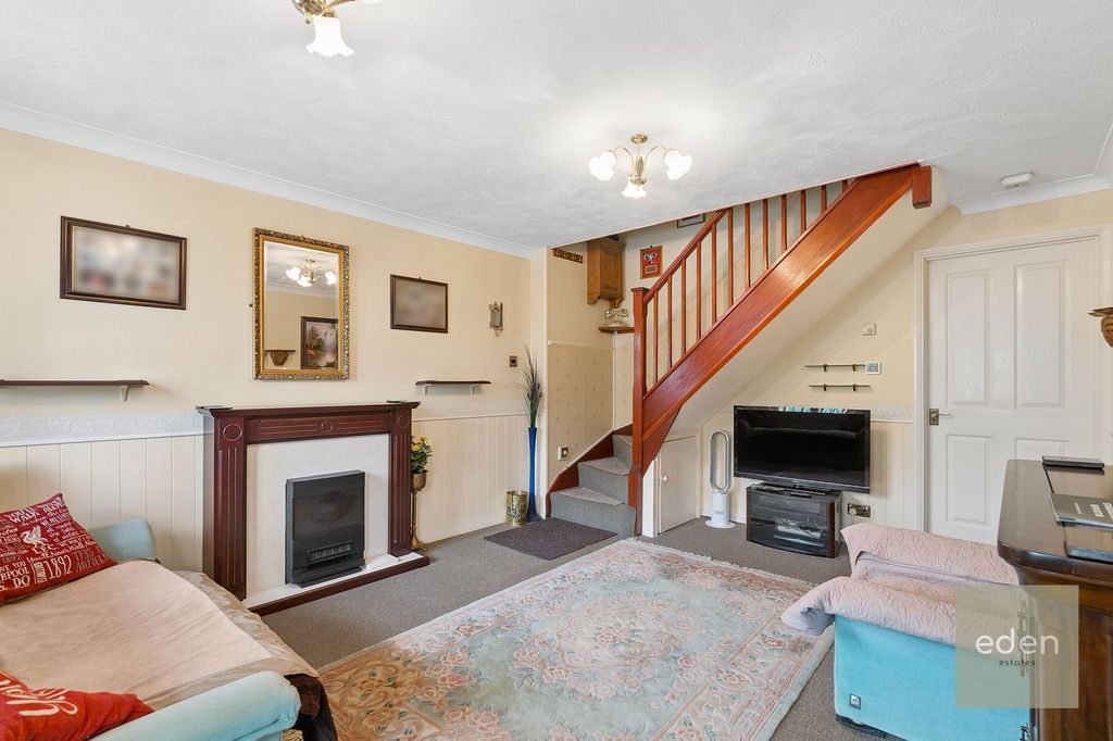 Property photo 3 of 15