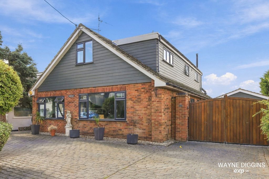 Property photo 1 of 39