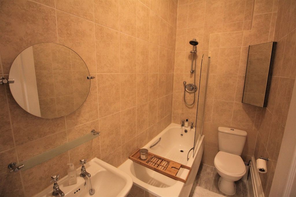 Property photo 2 of 5 Picture No. 01