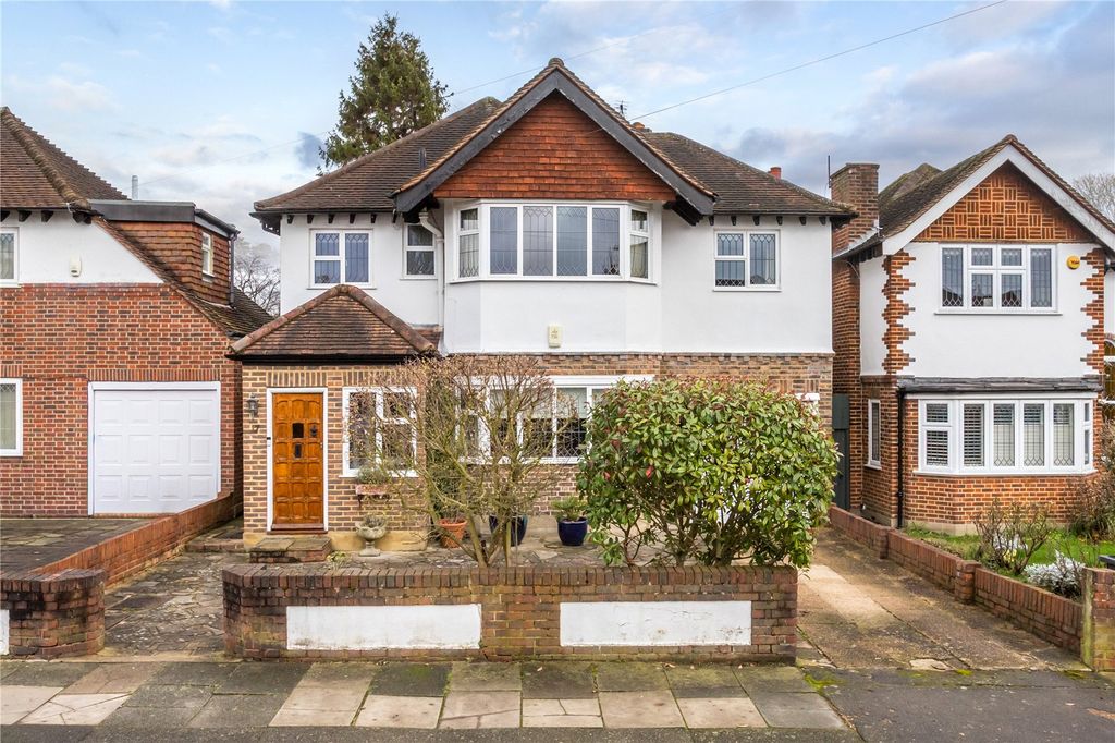 Property photo 3 of 26 House. Partnership