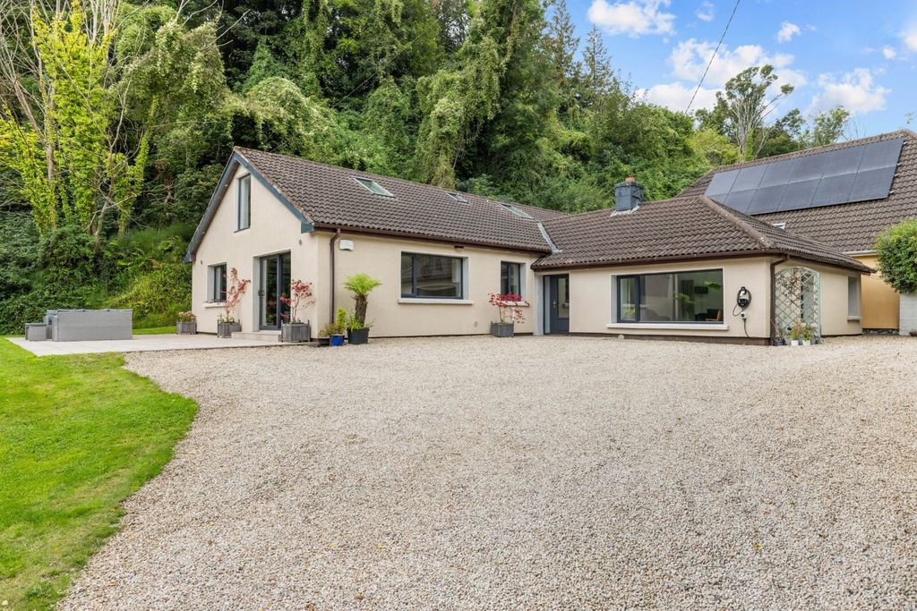 Property photo 1 of 33 Picture No. 21