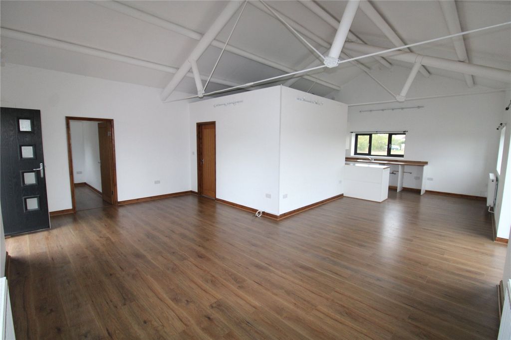 Property photo 2 of 10 Crl200022_18.Jpg