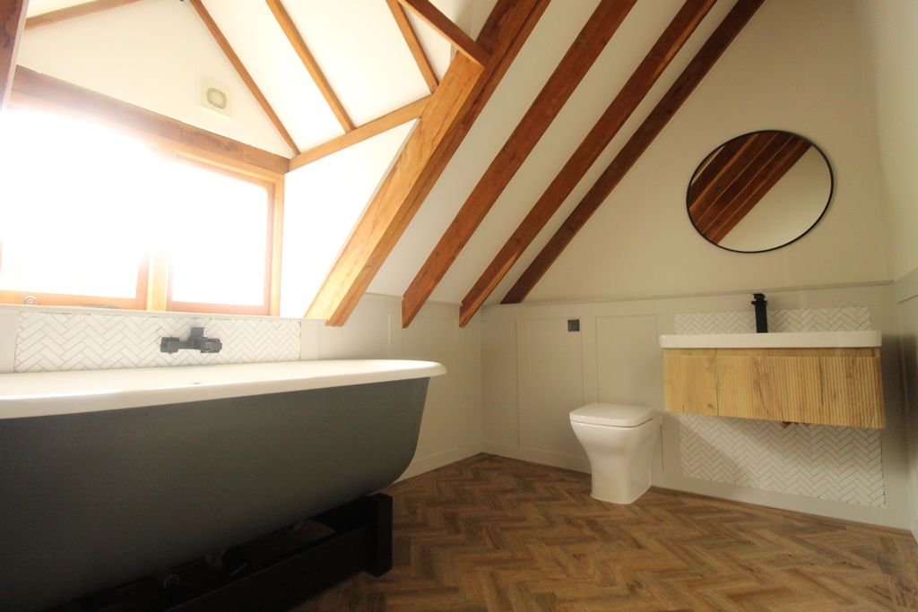Property photo 3 of 18 Img_0074