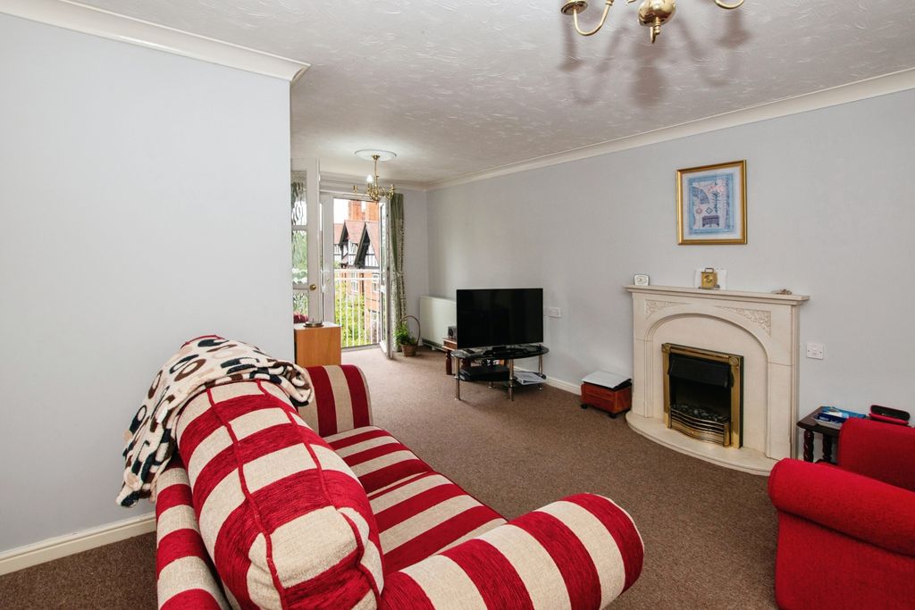 Property photo 2 of 15 Living Room