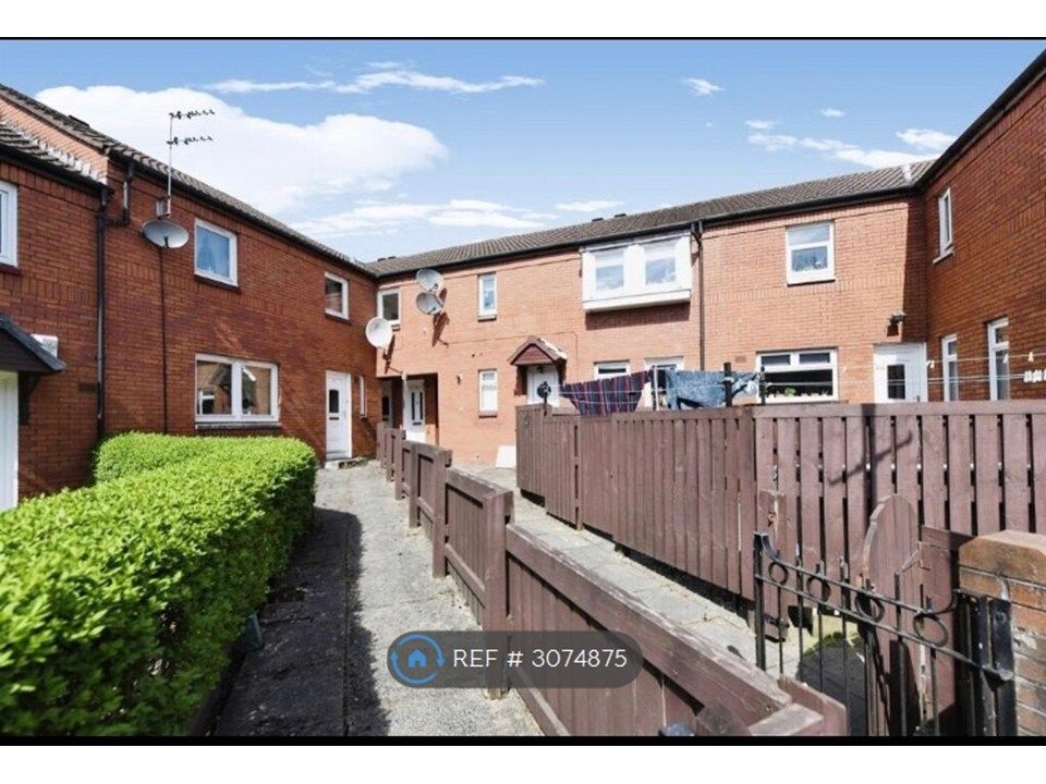 Property photo 3 of 11