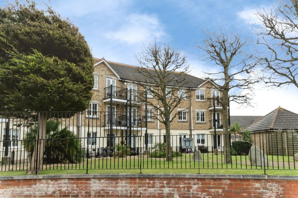 Property photo 1 of 20