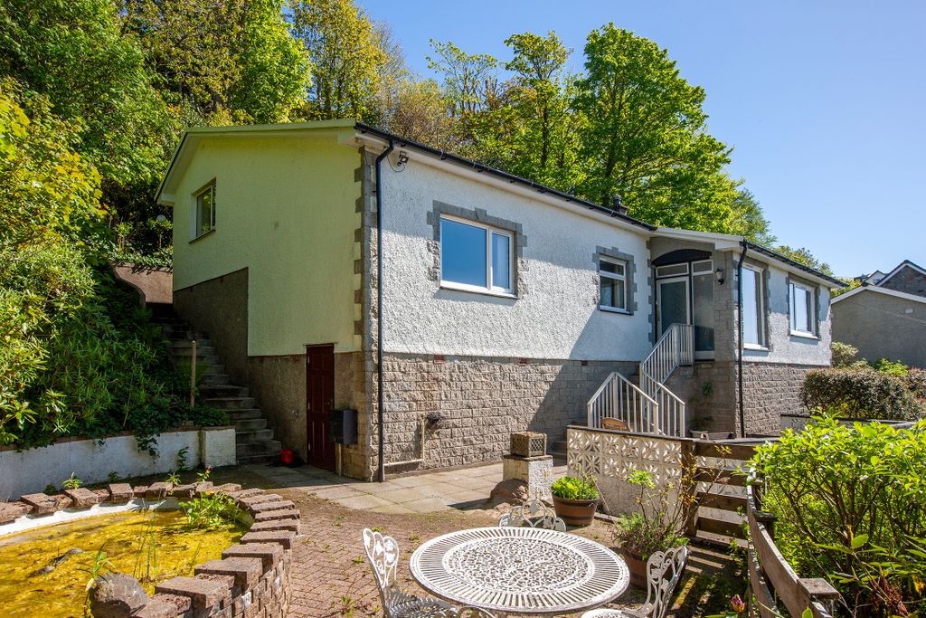 Property photo 1 of 24