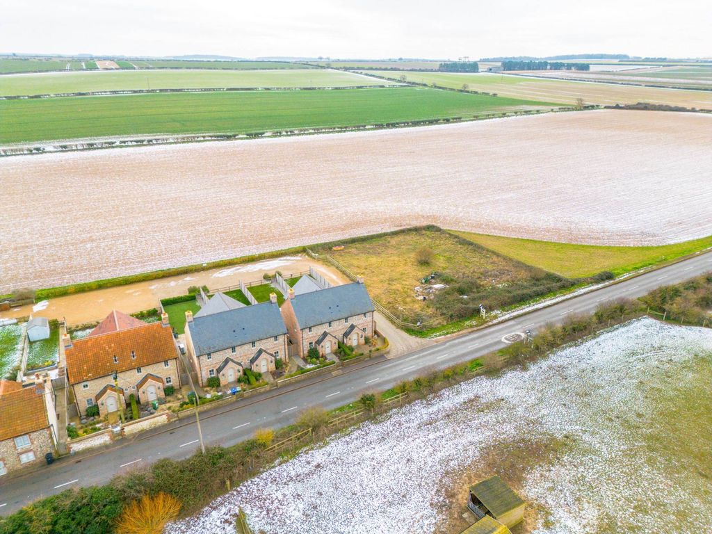 Property photo 3 of 30