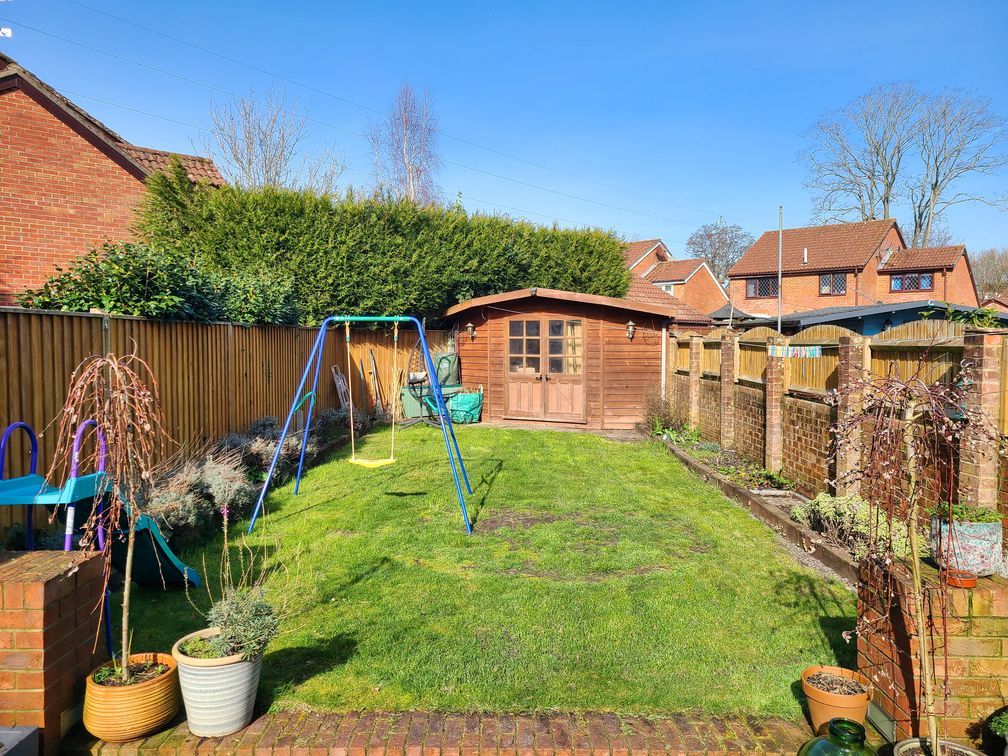 Property photo 2 of 23