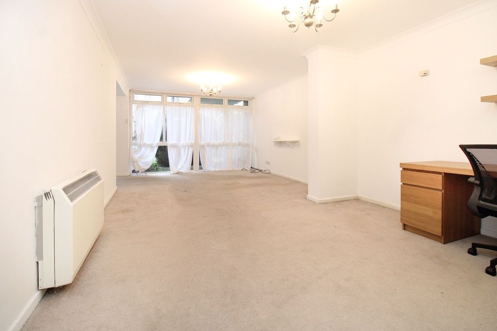 Property photo 3 of 16 Photo 15