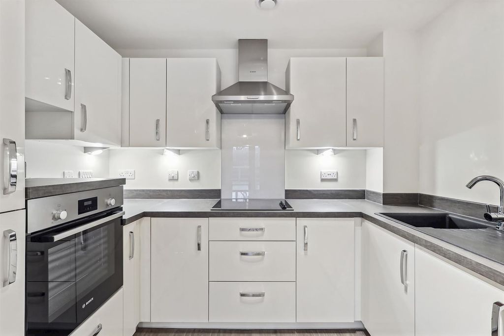 Property photo 3 of 10 03-92c34c05-4F4B-43d9-Bdef-6B219Bcd46c0Imgl6918-Me