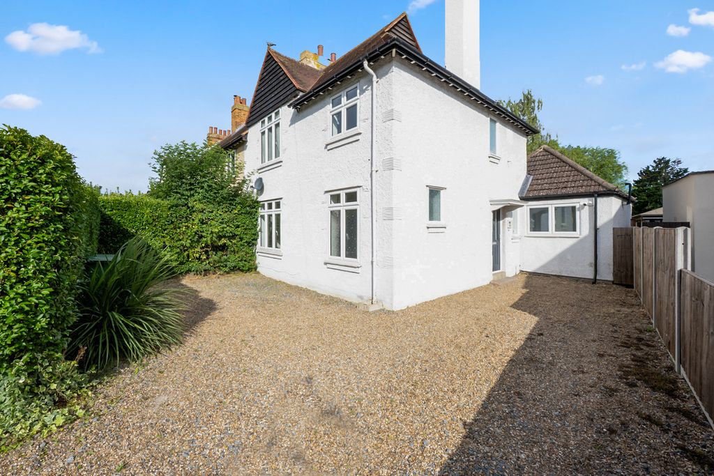 Property photo 1 of 34