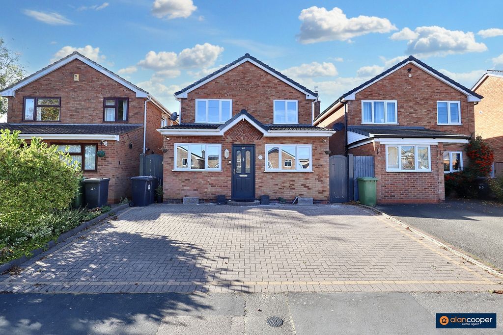 Property photo 1 of 28 4519452