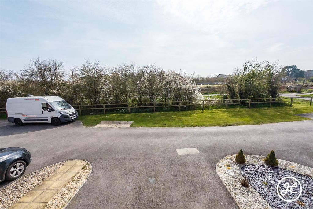 Property photo 2 of 23 Dji_20260323124623_0355_D.Jpg