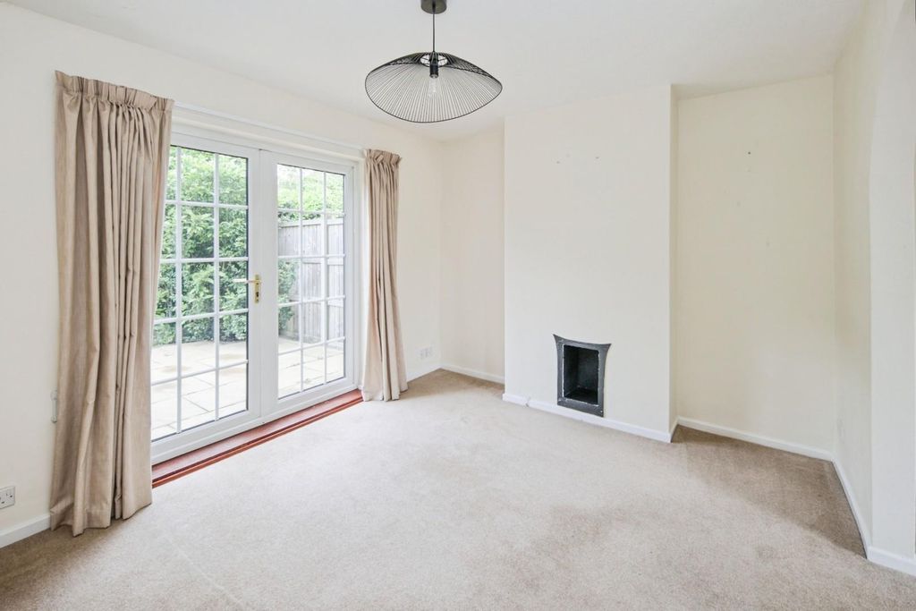 Property photo 3 of 19 12.Jpg