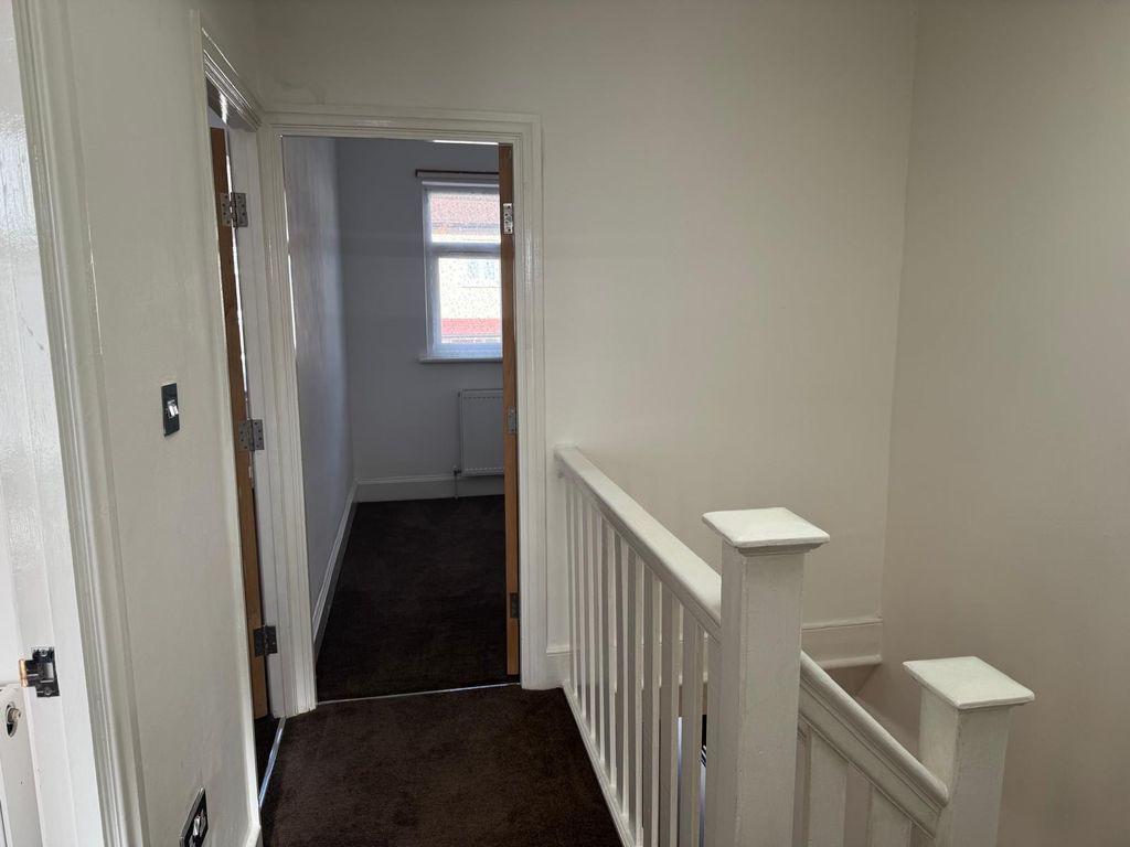 Property photo 1 of 29