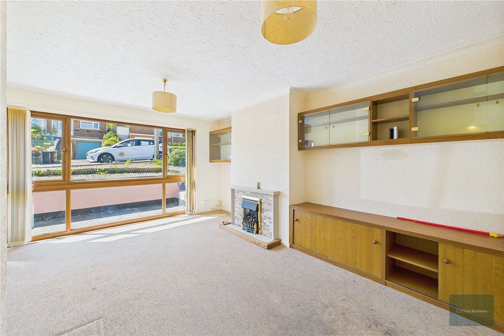 Property photo 2 of 12 Picture No. 13