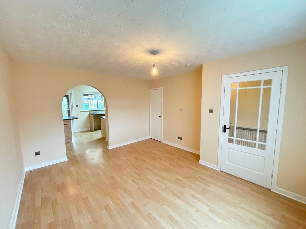 Property photo 3 of 12 Photo 3