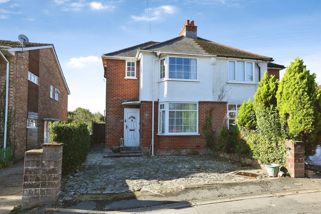 Property photo 1 of 14