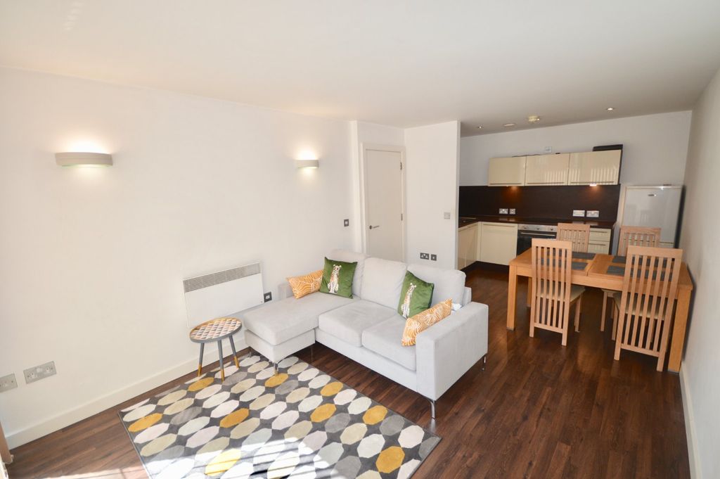 Property photo 2 of 7 Picture No. 14