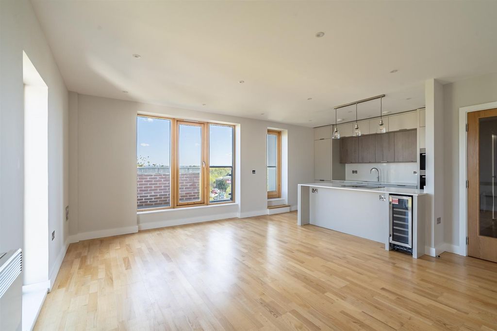Property photo 2 of 29 Open Plan Living