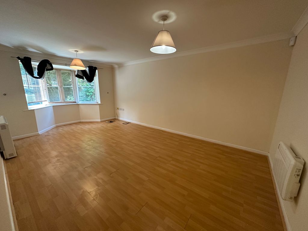 Property photo 2 of 6 Img_8641
