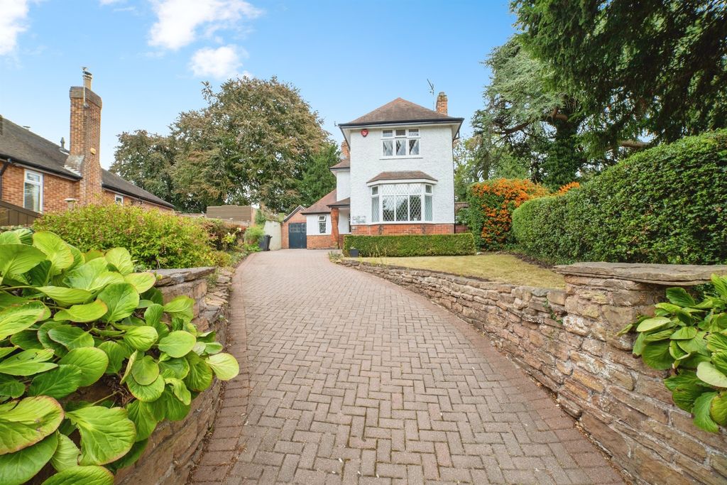 Property photo 1 of 17