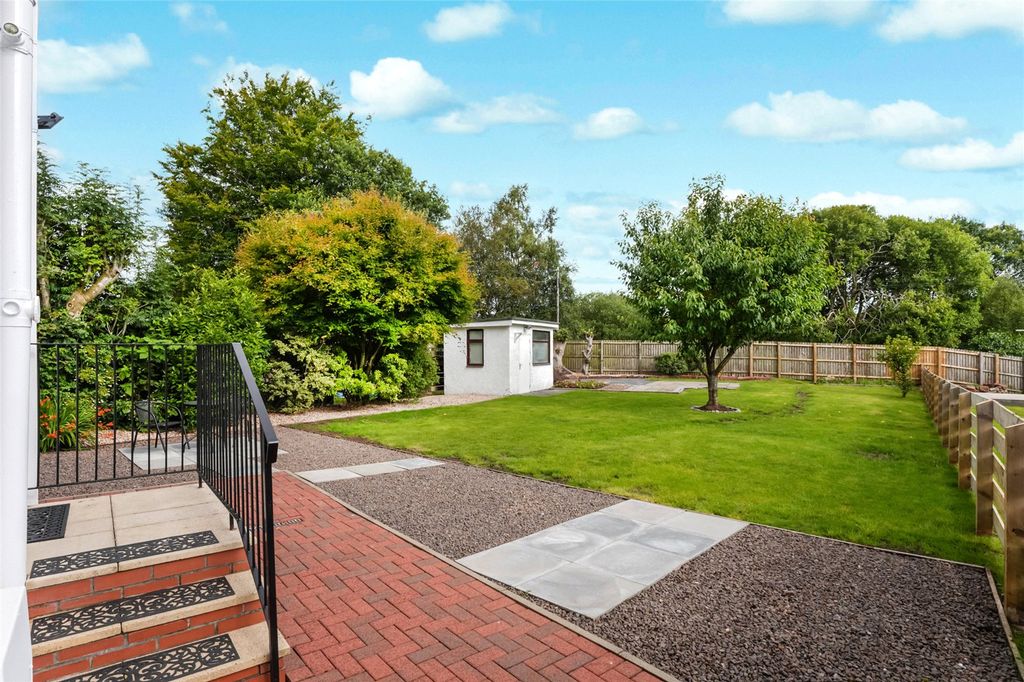 Property photo 2 of 17 Rear Garden
