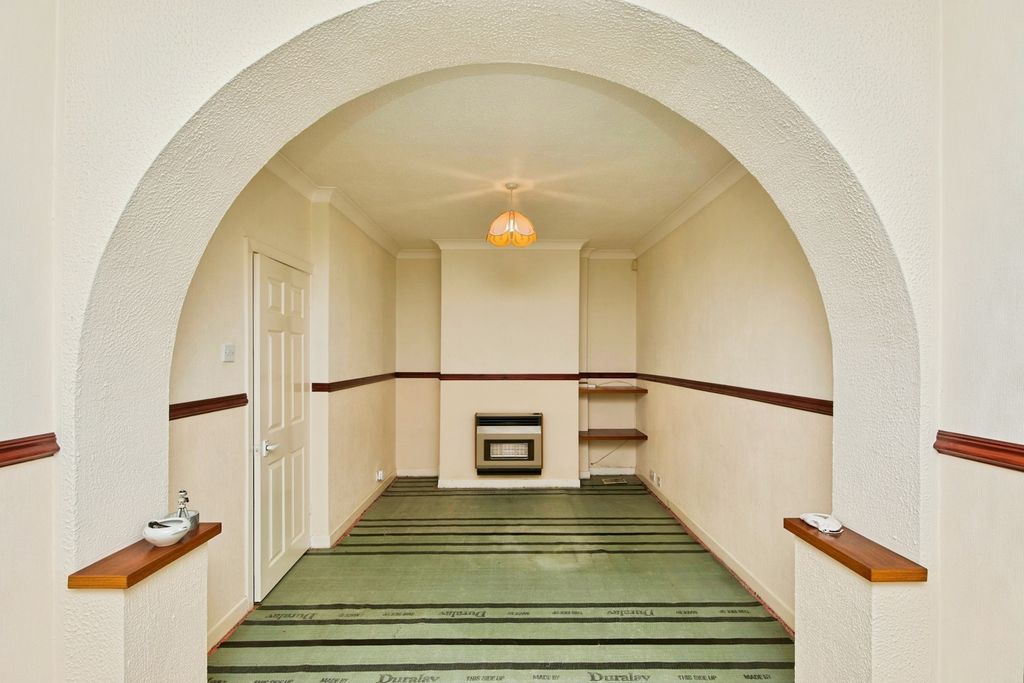 Property photo 3 of 15 Pbox-Img.Jpg