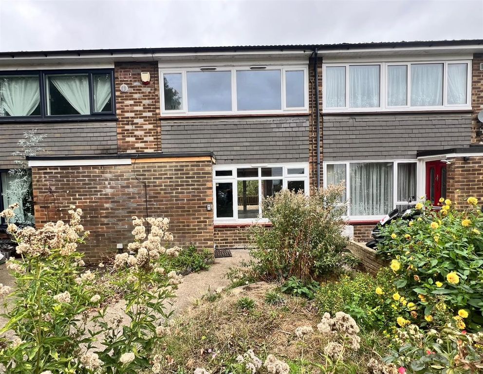 Property photo 1 of 10 External