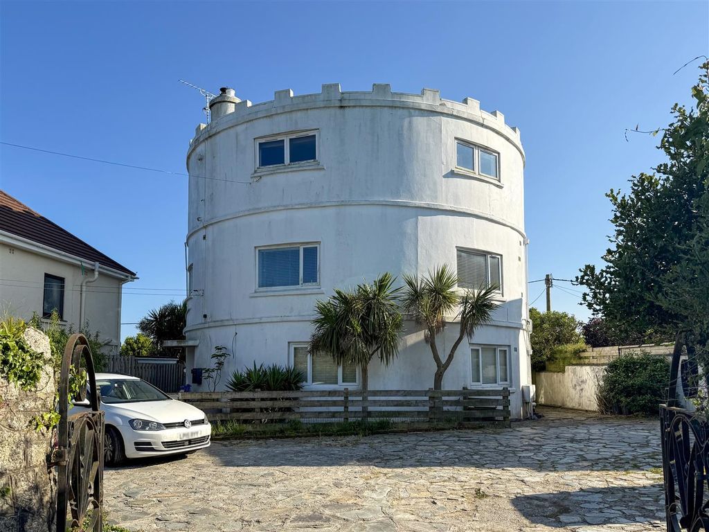 Property photo 1 of 19
