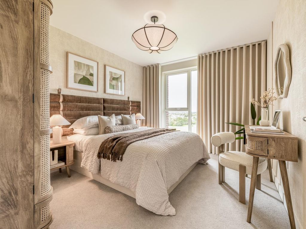 Property photo 3 of 12 Lampton Parkside, Principal Bedroom