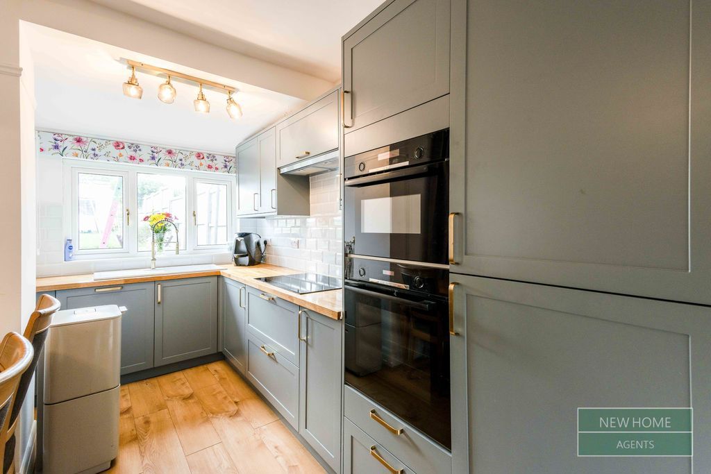 Property photo 2 of 19 Photo 2