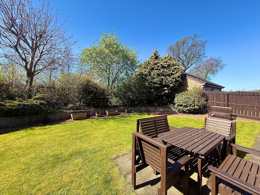 Property photo 2 of 30 Photo 34