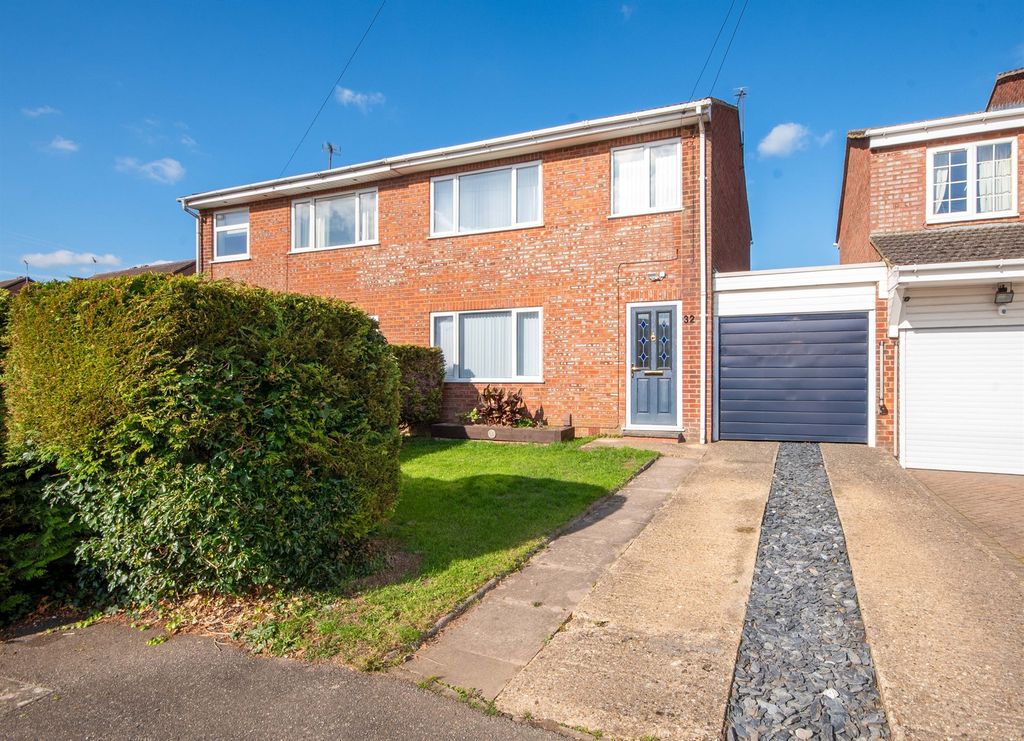 Property photo 1 of 8