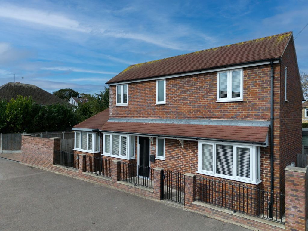 Property photo 1 of 23