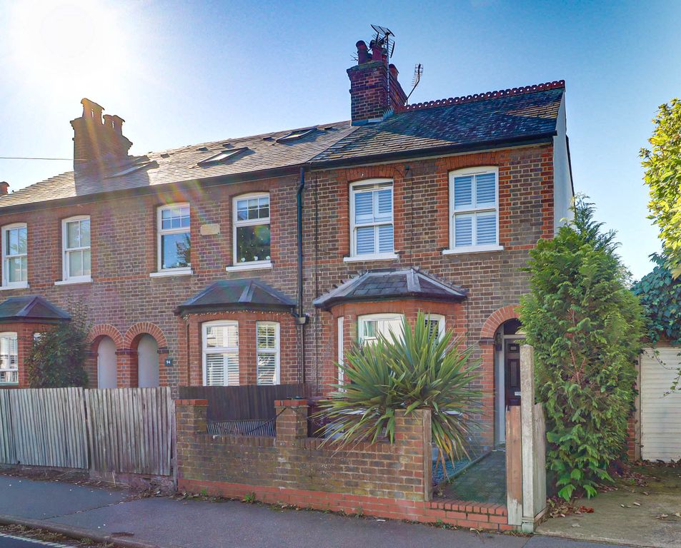 Property photo 1 of 17 Front View