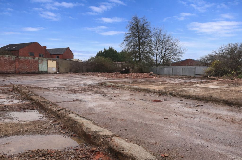 Property photo 2 of 11 Site Image