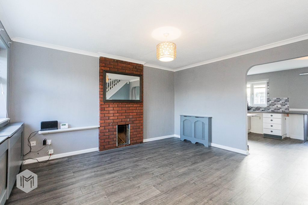 Property photo 2 of 15 Picture No. 10