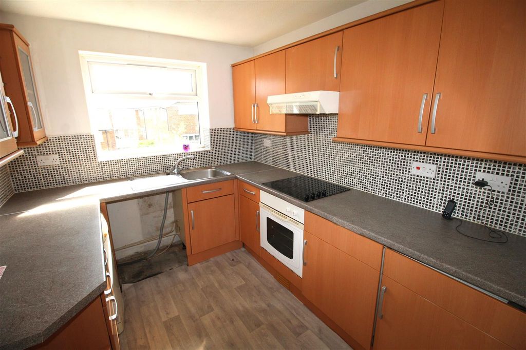 Property photo 3 of 4 Kitch Pic.Jpg