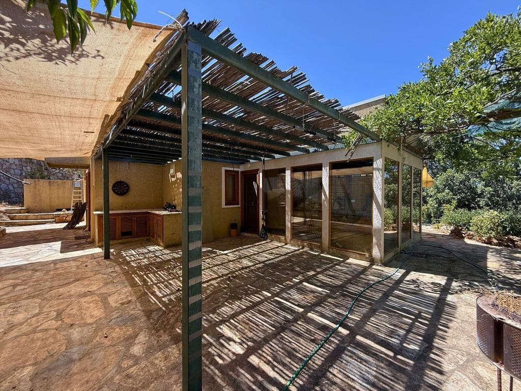 Property photo 2 of 24 Rural Stone House &amp; Bungalow In Bodrum For Sale - Stunning Terrace