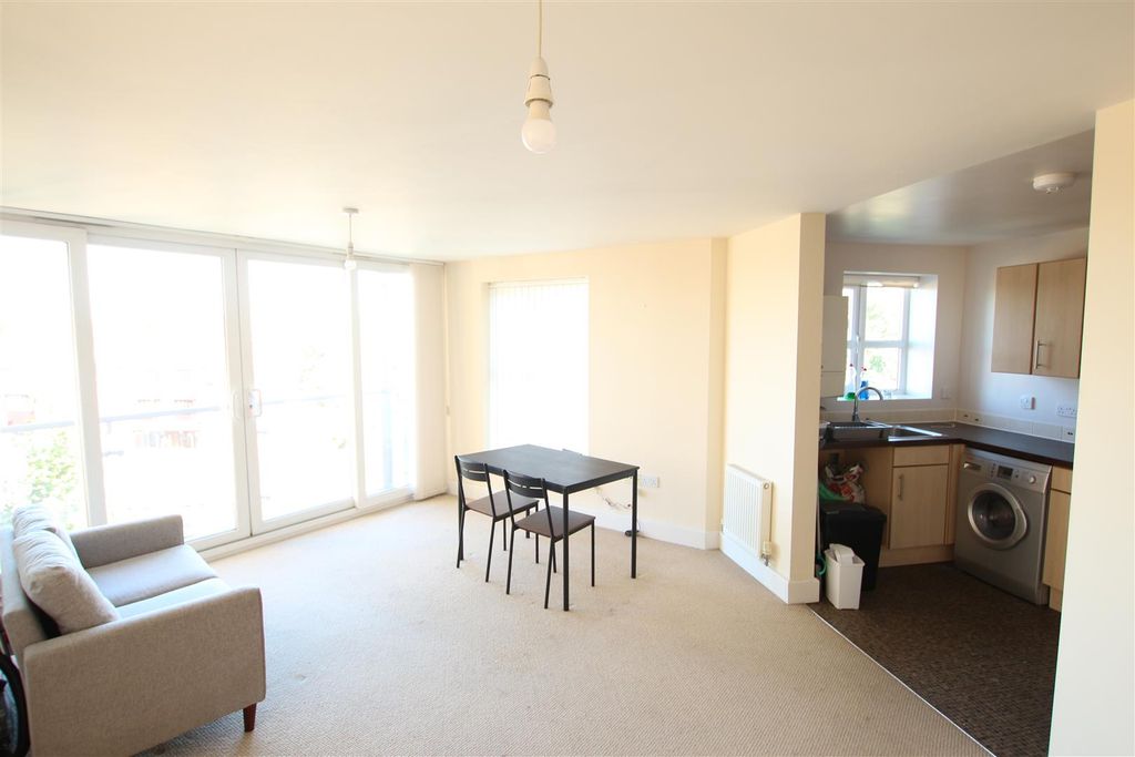 Property photo 2 of 9 Img_8739.Jpg