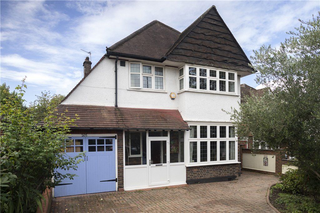 Property photo 3 of 24 Picture No. 11