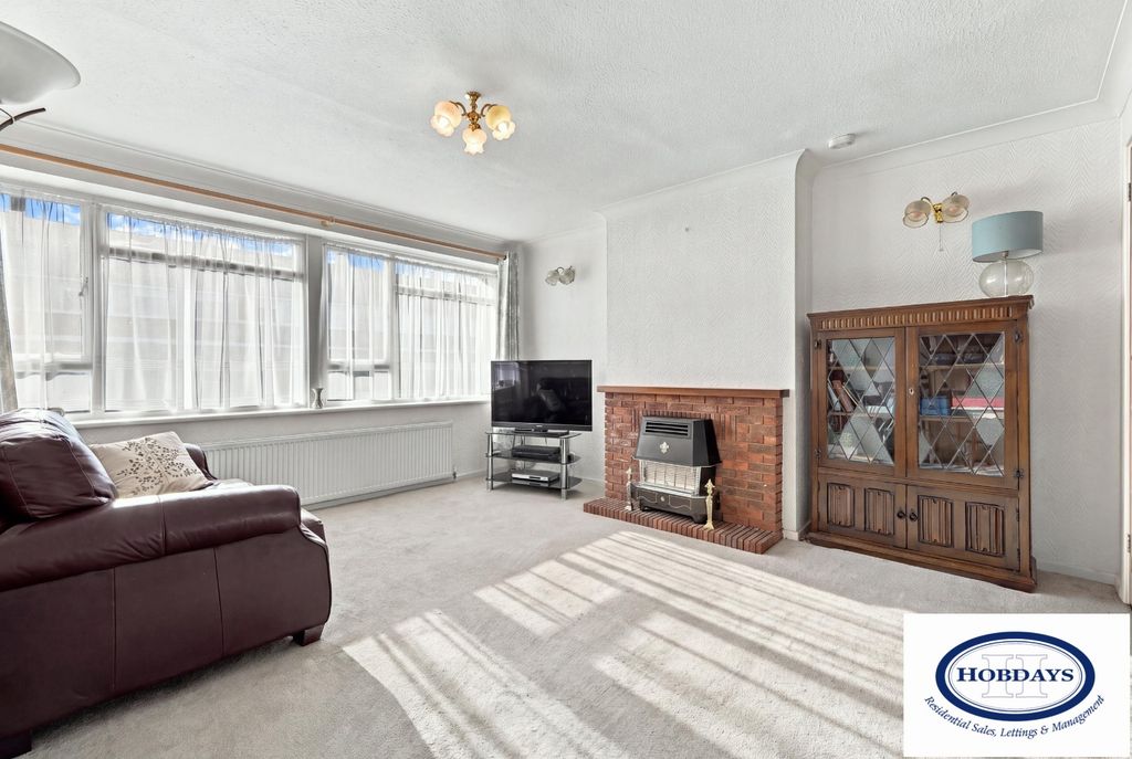 Property photo 2 of 24 5565223