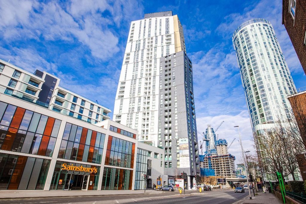 Property photo 1 of 22