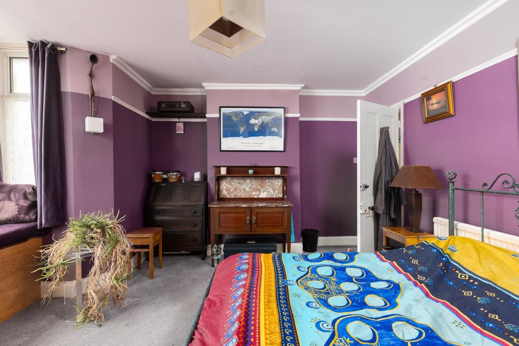 Property photo 3 of 27 241 Forest Road-12.Jpg