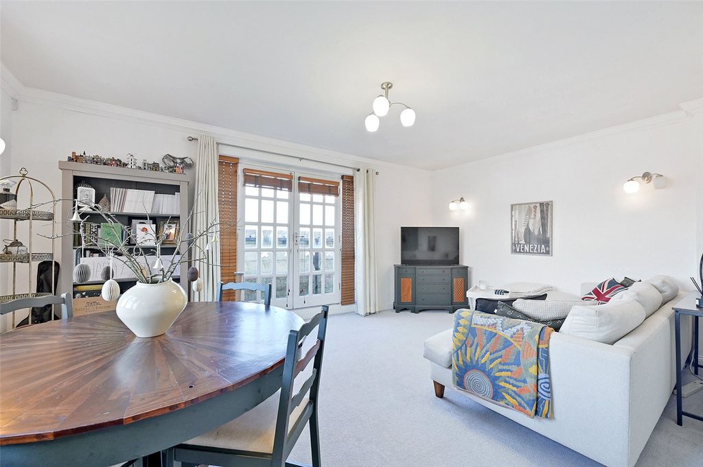 Property photo 2 of 9 Reception Room